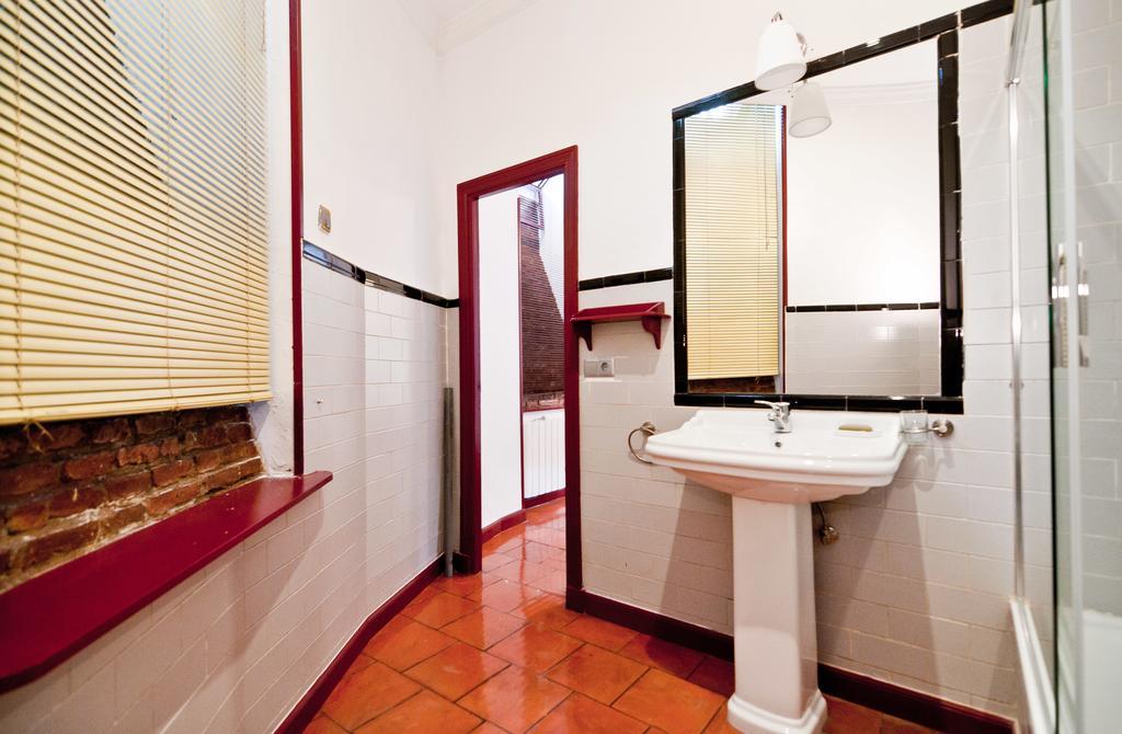Apartamentos Madrid Retiro Phòng bức ảnh